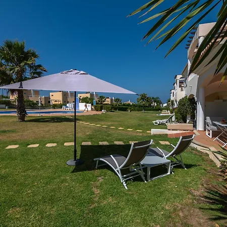 Villa Baia Village 7 *