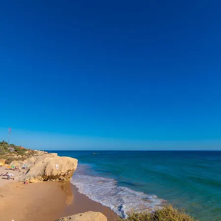 فيلة Baia Village 7 *